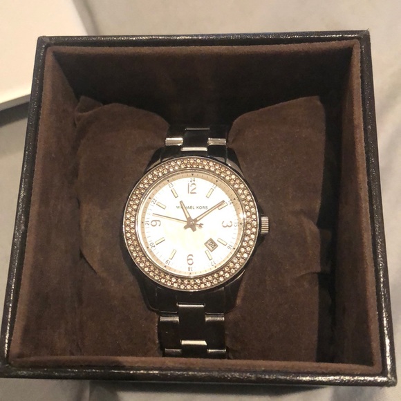 Michael Kors Watch - Picture 1 of 6